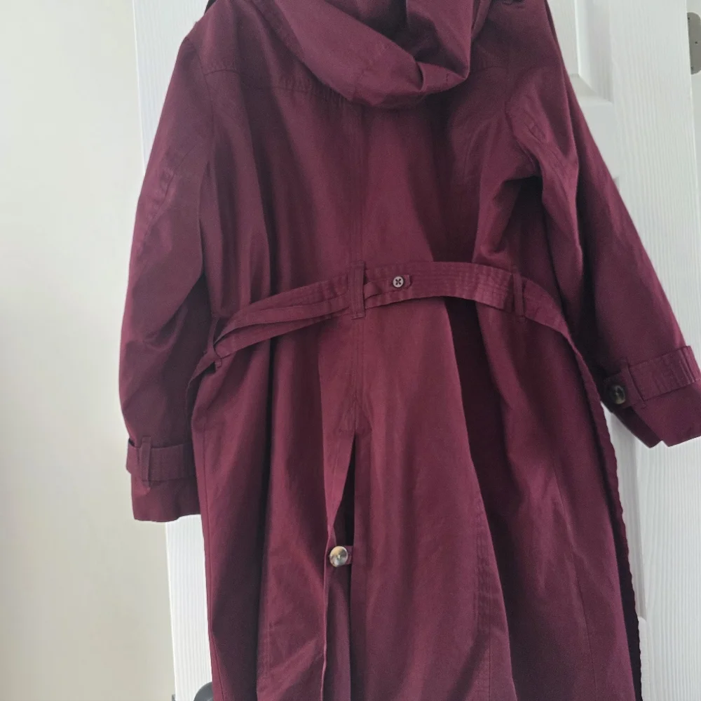 Women's Burgundy Trench Coat - Picture 6 of 6